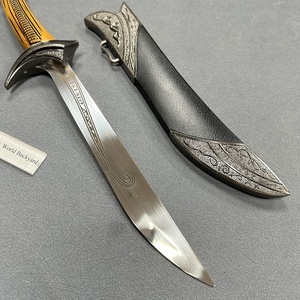 Épée <span class=keywords><strong>de</strong></span> film célèbre <span class=keywords><strong>de</strong></span> style traditionnel avec garde, design classique, lame en acier à haute teneur en carbone, épée Orcrist <span class=keywords><strong>de</strong></span> Thorin - Product Image 4