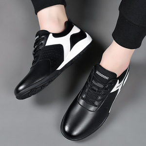 Chaussures de marche Hoi en cuir véritable, bout rond, lacets, doublure en maille respirante, semelle extérieure en caoutchouc, baskets décontractées blanches pour hommes - Product Image 4