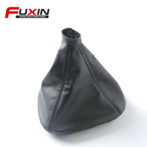 Couvre-poignée de levier de vitesse Fuxin en cuir noir pour véhicules Iveco de taille moyenne - Product Image 1