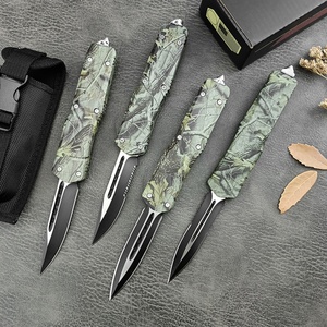 Couteau de camping multifonctionnel portable MT-A07 pour la chasse et la survie avec lame en acier, comprend un couteau extérieur brise-vitre - Product Image 1