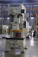 Machine de presse à ailettes climatiseur entièrement automatique en aluminium
