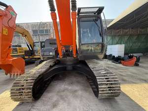 Excavadora Hitachi ZX210 de segunda mano - Control de alta precisión y gran potencia - Product Image 4