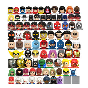 Figurines d'action et modèles de puzzle en blocs de construction en acier, thème Batman et Spider-Man, avec motifs de dessins animés, figurines de collection, ornements et cadeaux - Product Image 1