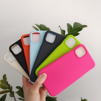 Accessoires de Téléphone en Gros Coques Souples Demi-Enveloppantes Colorées en TPU pour iPhone 14 15 16 Pro Max Anti-Choc