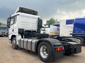 Camion tracteur diesel Shacman X3000 4x2 de bonne qualité, 6 roues, avec suspension pneumatique et siège conducteur - Product Image 6