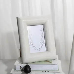 מתנות חמה למכירה בגודל מותאם אישית תליית קיר שולחן רכוב מסגרת תמונה לבנה מסגרת תמונה מפלסטיק