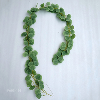 Guirlande en soie artificielle d'eucalyptus en gros, fausse vigne d'eucalyptus 'Silver Dollar' pour arche de mariage, chemin de table, décoration intérieure