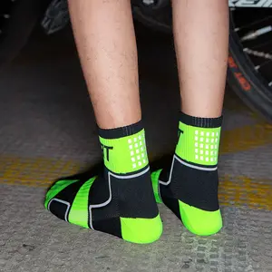 Chaussettes de cyclisme en Nylon respirantes et personnalisées Coolmax de haute qualité