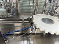Machine de remplissage automatique de liquides visqueux à 8 buses YB-J8B pour sauce au chocolat, miel, confiture, remplisseur à piston, usine chinoise