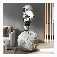 Pop Art Grand Astronaute Ornements Sculpture Lumière Résine Statue