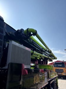 Camion pompe à béton SITRAK 4x2 Doté <span class=keywords><strong>d</strong></span>'un système de puissance puissant et <span class=keywords><strong>d</strong></span>'un contrôle de pompage précis pour les chantiers - Product Image 6