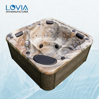 Bak Mandi Spa Akrilik Mewah Modern Ramah Lingkungan dengan Pijat Air Whirlpool Gaya Jepang Kapasitas 5 Orang untuk Dalam Ruangan