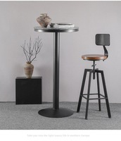 Tabouret de bar de style industriel nordique de luxe avec structure en fer, accoudoirs fixes, hauteur de comptoir réglable pour usage commercial et domestique