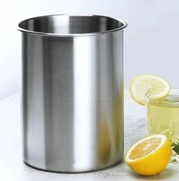 Seau à glace droit 3L de haute qualité en acier inoxydable 304 de conception classique pour les bars extérieurs d'autres occasions directement du fabricant