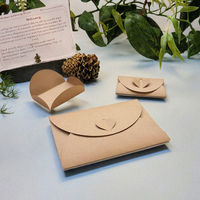 Porte-cartes cadeaux en papier kraft recyclable en gros, mini-enveloppes à graines avec fermoir en forme de cœur