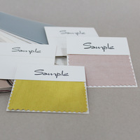 Cartes de visite personnalisées avec nuancier de couleurs, impression CMYK+, finition vernie, matériau en carton
