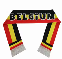 Ensemble d'accessoires du drapeau patriotique belge en polyester durable personnalisé, comprenant un drapeau noir, jaune et rouge, une écharpe et une guirlande, idéal pour un cadeau.