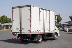 Camionnette électrique 4x2, 130 kW, autonomie de la batterie 90-110 kWh, portée 240 km, carrosserie fermée, véhicule de <span class=keywords><strong>livraison</strong></span> de marchandises tout temps - Product Image 4