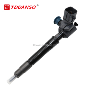 หัวฉีดน้ำมันดีเซลคอมมอนเรลใหม่ 23670-0E060/0E070/0E080/08010/11040 295700-1400 G4 สำหรับรถยนต์โตโยต้า 1GD-FTV - Product Image 1