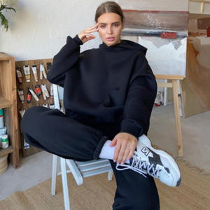 Conjunto Deportivo para Mujer al por Mayor, Personalizado, de Alta Calidad, Corte Regular, Sudadera con Capucha y Pantalones Deportivos, Mezcla de Algodón y Poliéster, Transpirable y de Secado Rápido - Product Image 2