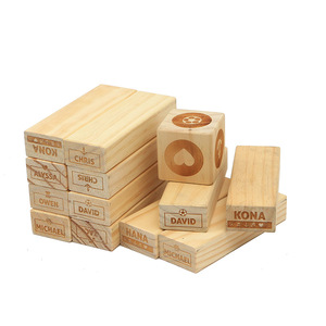 Rompecabezas infantil <span class=keywords><strong>de</strong></span> madera <span class=keywords><strong>de</strong></span> pino <span class=keywords><strong>de</strong></span> Nueva Zelanda <span class=keywords><strong>de</strong></span> alta calidad, juguete pequeño, <span class=keywords><strong>dados</strong></span> con patrón poliédrico - Product Image 2