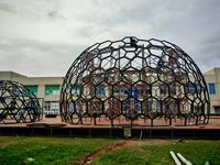 Dôme de luxe extérieur avec structure en aluminium, couche isolante imperméable quatre saisons, vente directe d'usine pour hôtels et complexes hôteliers