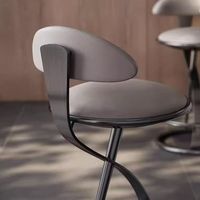 Tabouret haut italien en acier inoxydable, cuir artistique, chaise de bar en métal, moderne et élégant, adapté à la maison, aux cuisines de style îlot.