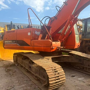 Doosan DH225LC-7 Crawler Excavator 2020 Model 22 Ton Orange Used Heavy Equipment Construction <b>Machinery</b> - Product Image 3