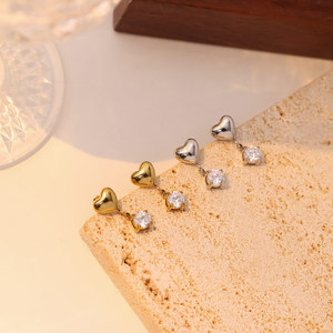 Boucles d'oreilles en acier inoxydable plaqué or 18 carats avec breloque en zircon pour femmes |   Imperméable, hypoallergénique et durable - Product Image 4