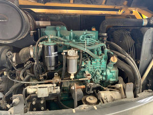 Mini-excavatrice sur chenilles hydraulique Volvo EC60DL d'occasion de 6 tonnes avec moteur, boîte de vitesses et pompe - Product Image 4