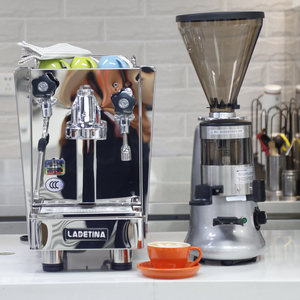 Máquina <span class=keywords><strong>de</strong></span> Espresso Semiautomática <span class=keywords><strong>de</strong></span> Alta Calidad en Oferta, con Suavizador <span class=keywords><strong>de</strong></span> Agua Interno, Cafetera Express - Product Image 2