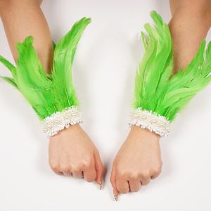 Manset Bulu Kustom untuk Pesta Bertema, Hen Night, Festival Pernikahan & Acara Perusahaan - Product Image 1