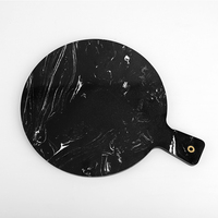 Assiette en marbre noir de conception classique plat planche à découper ronde plateau de service alimentaire avec poignée accessoires de cuisine prix usine