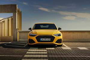 <span class=keywords><strong>Audi</strong></span> RS 4 Modello 2024 RS4 2.9T Avant Edizione Standard, <span class=keywords><strong>Station</strong></span> <span class=keywords><strong>Wagon</strong></span> 5 Porte 5 Posti, 331kW 600Nm, Veicolo a Combustione - Product Image 3