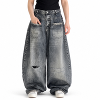 Jean droit vintage délavé pour homme, fabriqué sur mesure, avec déchirures prononcées, effet vieilli, appliqué en forme d'os, coupe droite, en denim