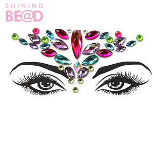 <span class=keywords><strong>Tatouage</strong></span> de fête faciale 3D sexy brillant acrylique strass Festival de carnaval pour femmes <span class=keywords><strong>tatouage</strong></span> facial autocollant pour les yeux <span class=keywords><strong>diamant</strong></span> - Product Image 4