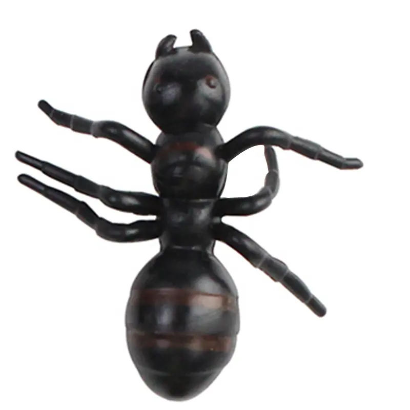 Пластмассовая игрушка-муравей