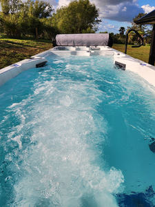 Spa de Masaje Exterior Grande Balboa de 7.4 Metros, Piscina de Acrílico Usada para Exteriores - Product Image 2