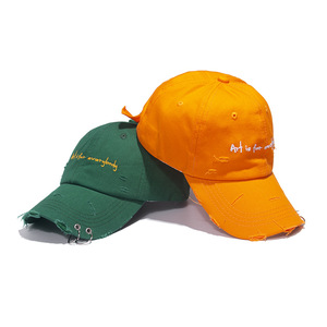 조정 가능한 찢어진 남성과 여성 야구 모자 링이있는 빈티지 코튼 아빠 모자 - Product Image 1