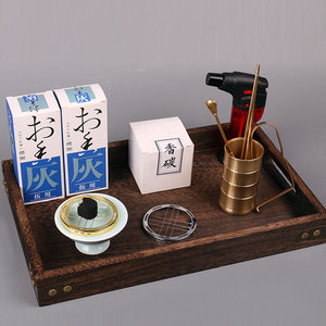 Quemador de incienso de cobre puro estilo antiguo con llama aislada, set tradicional para ceremonia de incienso, virutas de agarwood, incienso - Product Image 1