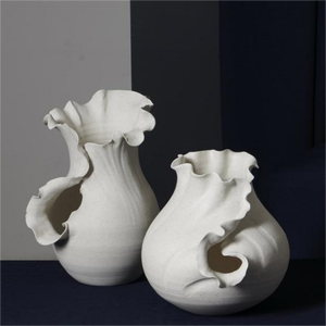 Ensemble de vases en céramique abstraits nordiques de luxe, porcelaine blanche moderne avec glaçure mate, motif floral pour la décoration de la maison, vase de table - Product Image 2