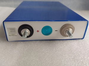 Batería LiFePO4 QB EV LF100 LF100LA, 5000 Ciclos, 3.2V 100Ah-314Ah, Tamaño 18650 para Juguetes - Product Image 4