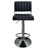 Chaise haute moderne en métal avec revêtement en cuir PU, siège pivotant réglable en hauteur - Meubles de restaurant commerciaux stables et durables