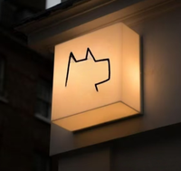 Caisson lumineux 3D personnalisé en métal, boîtier lumineux LED extérieur en acier inoxydable titane brossé, montage mural pour devanture de société automobile