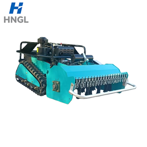 جزازة عشب روبوتية ذاتية الدفع تعمل بالبنزين مع تحكم عن بعد ومسارات مطاطية للحدائق - Product Image 4