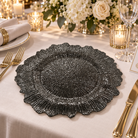 Assiette de Présentation en Plastique 13 pouces, Design Luxe Gaufré avec Texture Ondulée pour Banquets, Restaurants et Mariages – Collection Vaisselle de Table