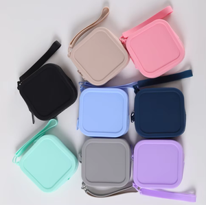 यूनिसेक्स सिलिकॉन छोटे पाउच बैग कस्टम लोगो डेटा केबल स्टोरेज बैग स्क्वायर पोर्टेबल सिक्का जिपर लंबे स्ट्रैप वॉलेट - Product Image 2