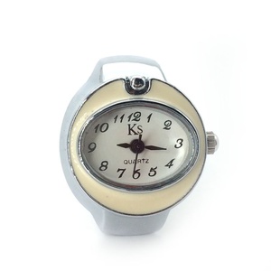 Reloj de Anillo con Diseño de Calavera de Bronce, Estilo <span class=keywords><strong>Anime</strong></span>, Vintage, de Cuarzo, Regalo Creativo <span class=keywords><strong>para</strong></span> Hombres y Niños - Product Image 4