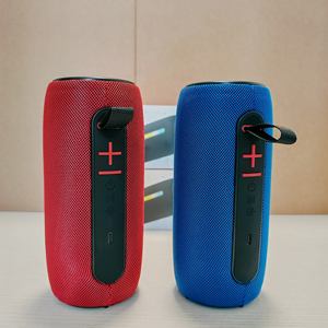 Enceinte portable sans fil OEM étanche avec basses puissantes, son surround 3D, USB, pour téléphone portable, avec éclairage RGB, en boîte, pour extérieur - Product Image 6