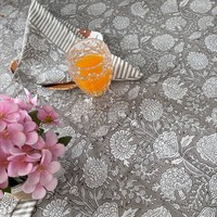 Nappes Rectangulaires en Coton Faites à la Main avec Motifs Floraux Imprimés au Bloc, Personnalisables, Durables et Écologiques – Vente en Gros